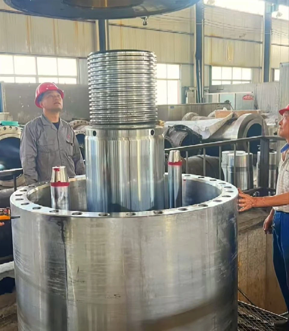 3000-Ton Anti-Rotation Hydraulic Cylinder With Integrated Guide Rods